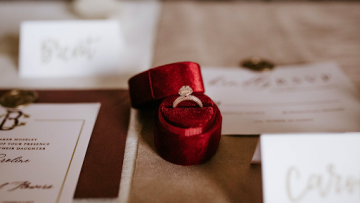 Cuma 3 Ini yang Wajib Ada di Hantaran Lamaran Modern