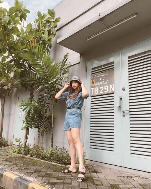 Profil Dewi Paramitha Pacar Ibrahim Risyad, Selebgram Cantik Mantan Sekretaris Pribadi Menteri