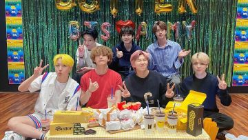 BTS Menang 2 Penghargaan iHeart Radio Awards 2022, Banjir Ucapan Selamat