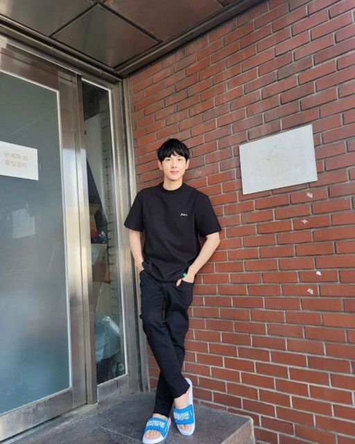Im Siwan Dipuji karena Aksi Uniknya Bantu Warga Ukraina, Sengaja Pesan AirBnB Tanpa Ditempati
