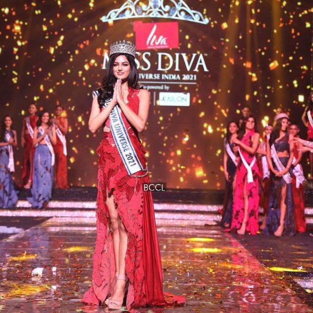 Tranformasi gaya Harnaaz Sandhu, Miss Universe 2021