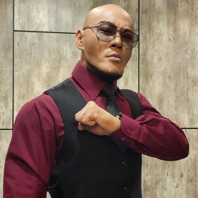 Honor Deddy Corbuzier sebagai brand ambassador