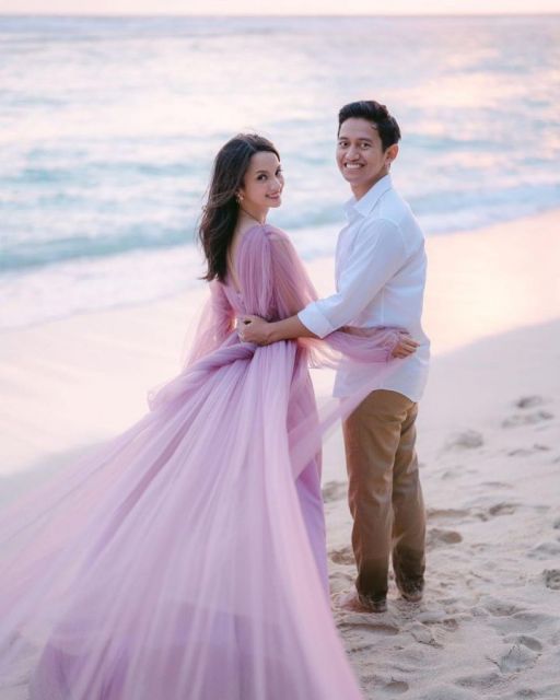 Potret Prewedding Belva Devara-Sabrina Anggraini Pakai 5 Konsep Berbeda, Bukan Hanya Adat Jawa