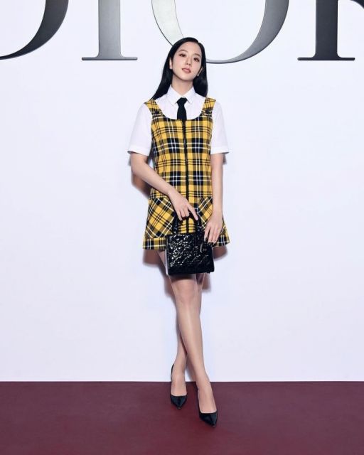 Style seleb yang hadiri Dior Show, Paris Fashion Week