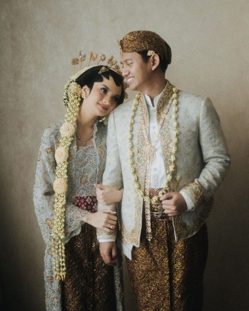 Detail Busana Belva Devara dan Sabrina Anggraini dari Lamaran hingga Resepsi 25 Busana Belva Devara dan Sabrina Anggraini