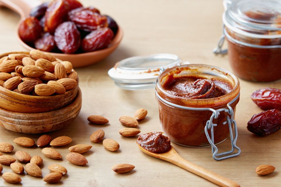 4 Tips Mengolah Kurma Biar Nggak Bosan Gitu-gitu Aja. Lebih Berselera!