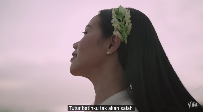Yura Yunita Rilis Video Klip Tutur Batin, Ajak Perempuan Merayakan Diri