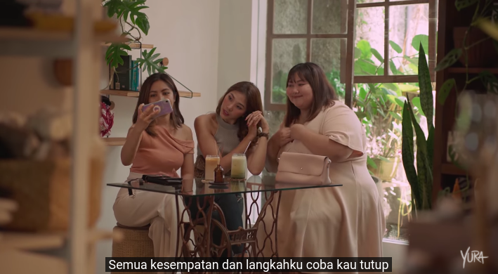 Yura Yunita Rilis Video Klip Tutur Batin, Ajak Perempuan Merayakan Diri