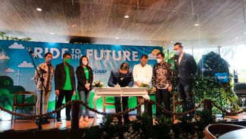 Swap Energi Indonesia Kolaborasi dengan Grab dan PLN Kembangkan Ekosistem Motor Listrik