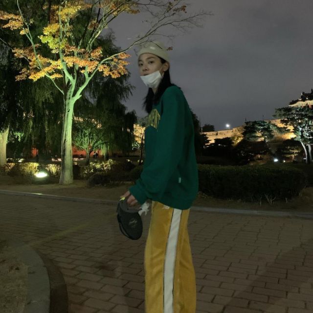Inspirasi gaya ala Seol In Ah