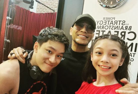 Azka corbuzier perkenalkan adik perempuan