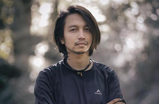 Profil Fiersa Besari, si Penyanyi dan Pencinta Alam