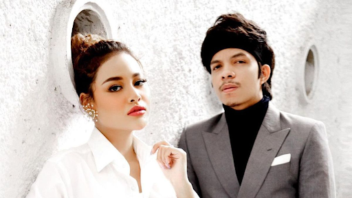 pasangan atta aurel