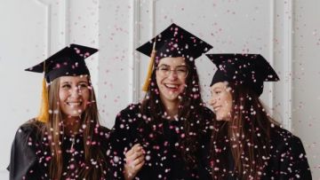 #PerempuandalamTulisan-5 Alasan Kenapa Perempuan Harus Memiliki Pendidikan Tinggi