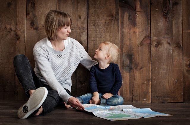 6 Rekomendasi Aplikasi Parenting Terbaik di Smartphone, Gratis !