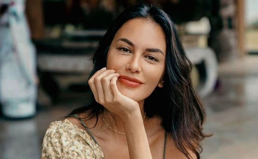 Profil Sophia Latjuba, Ibu dari Eva Celia yang Awet Muda
