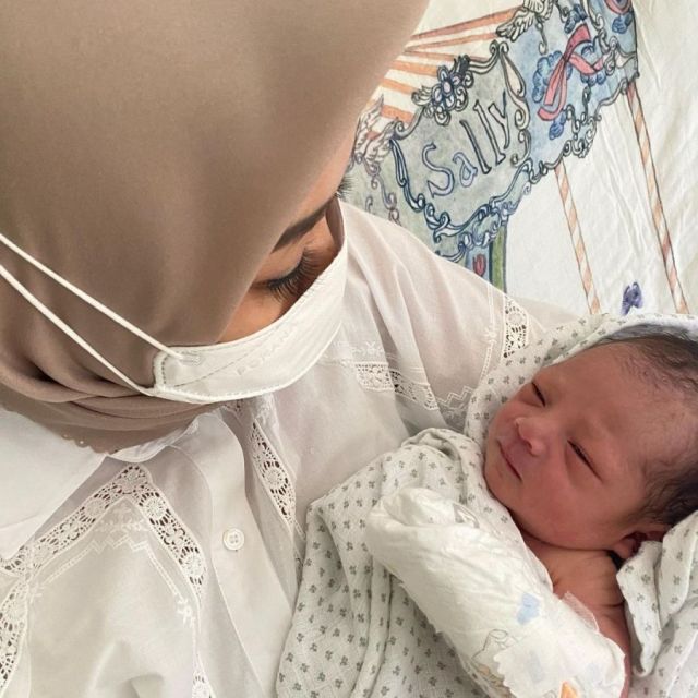 Nikita Willy Melahirkan Anak Pertama, Ibunda Ungkap Nama dan Wajah Cucunya