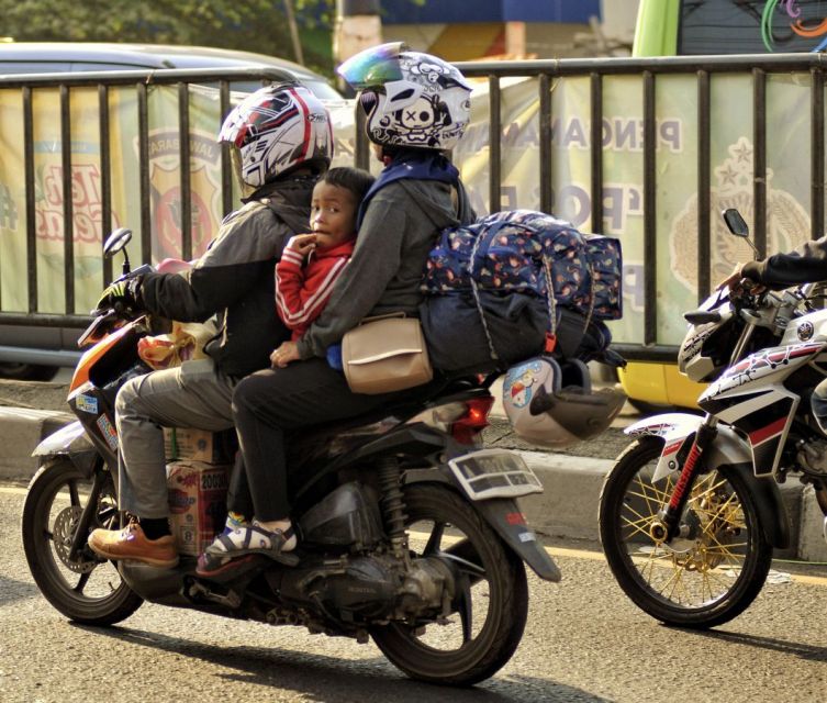 Mudik naik motor