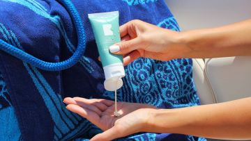 Apa itu Hybrid Sunscreen? Inovasi Terbaru Tabir Surya