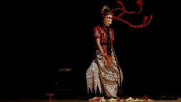 Mengenal Tari Topeng Nusantara