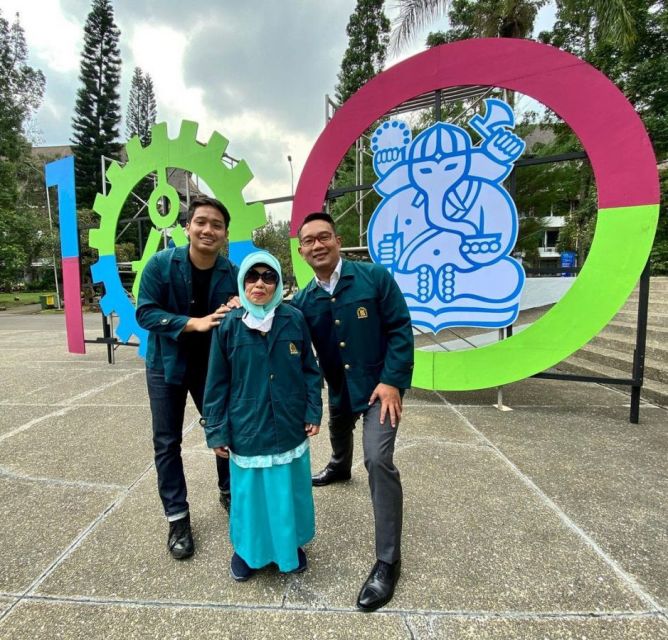 Emmeril Kahn dan ayahnya, Ridwan Kamil