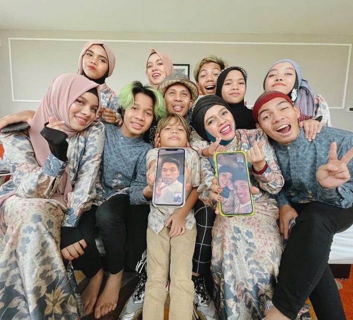 Gen Halilintar Dituntut Ganti Rugi Rp300 Juta, Imbas Cover Lagu Tanpa Izin 7 Gen halilintar didenda Rp300 juta