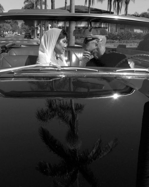 Kourtney Kardashian dan Travis Barker Resmi Menikah, Berawal dari Pertemanan