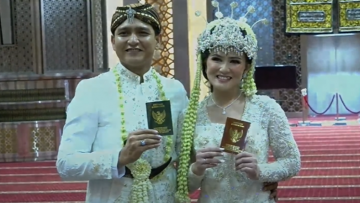 Artis FTV Masayu Clara dan Qausar Harta Resmi Menikah, Selamat!