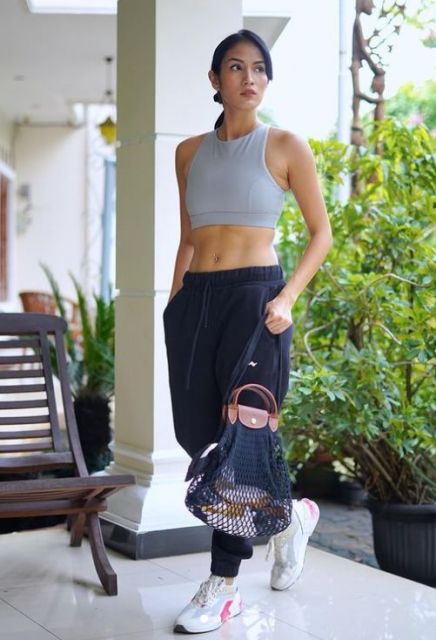 gaya aulia sarah