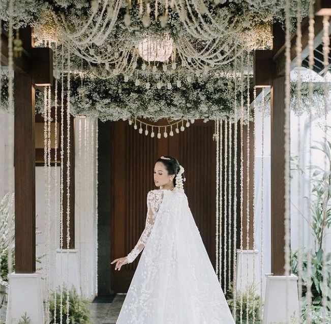 Detail Pernikahan Maudy Ayunda dan Jesse Choi yang Bikin Penasaran Warganet. Selamat! 24 Detail Pernikahan Maudy Ayunda dan Jesse Choi yang Bikin Penasaran Warganet. Selamat!