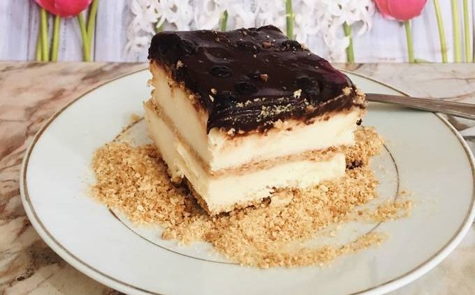 Resep Simpel Chocolate Eclair Cake, Dessert Kekinian