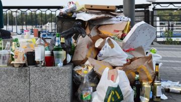 Cara Sederhana Mengubah Sampah Plastik Jadi Barang yang Lebih Bermanfaat
