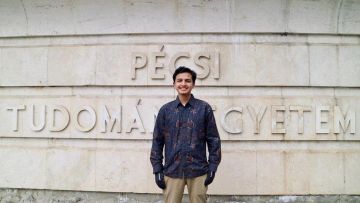 Altra, Pemuda yang Ulet dan Berprestasi