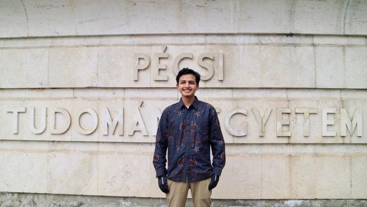 Altra, Pemuda yang Ulet dan Berprestasi