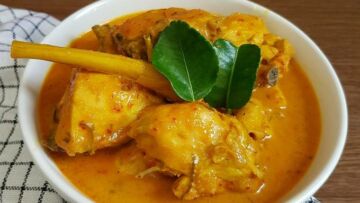 Resep Gulai Ayam Gurih nan Nikmat. Mirip Opor!