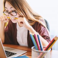 Buat Kamu Mahasiswa Angkatan Covid yang Udah Mau Skripsian, Hal-Hal Ini Mungkin Relate Sama Kamu!