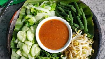 Resep Pecel Sayur Sambal Kacang ala Rumahan