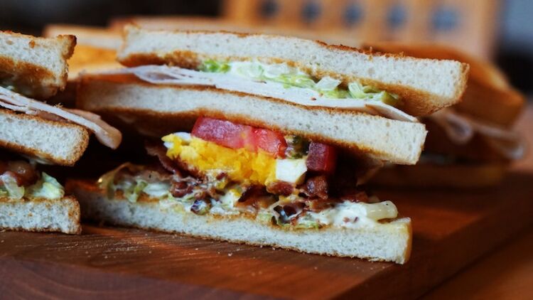 Resep Membuat Egg Mayo Sandwich yang Mudah dan Lezat
