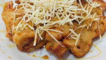 Resep Pisang Goreng Madu dengan Topping Keju yang Melimpah