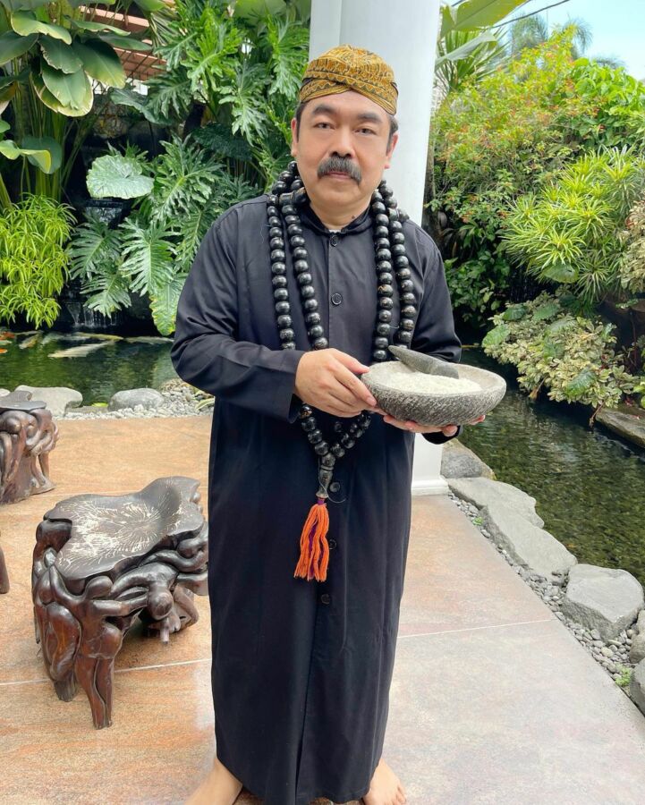 Potret Pasrah Adam Suseno Dikerjain Inul Daratista. Yang Penting Istri Bahagia