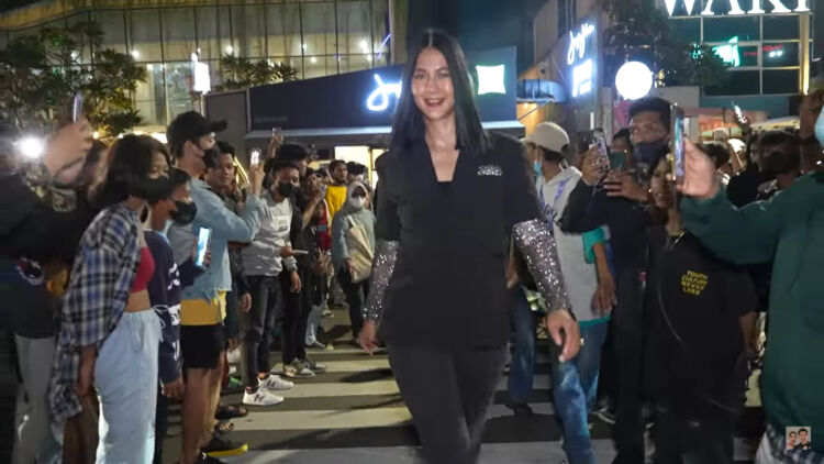 Paula Verhoeven Ikut Eksis di Runway Citayam Fashion Week, Auto Jadi Sorotan