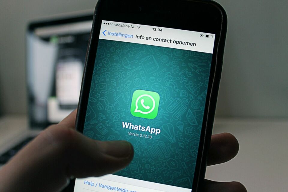 Kominfo ancam blokir whatsapp