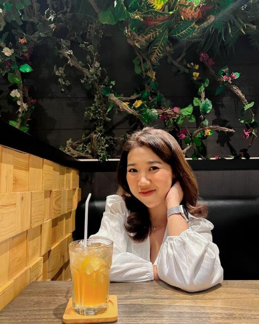 Kiky Saputri Kenang Kebaya yang Batal Dipakai Lamaran: Tuhan Rancang untuk Acara Lain 3 Kebaya lamaran Kiky Saputri