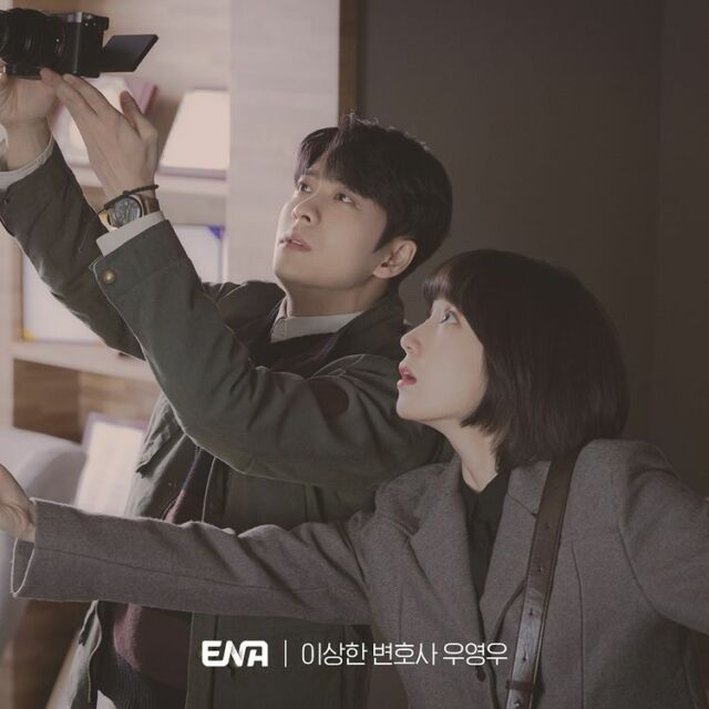 Pemain drama Extraordinary Attorney Woo liburan ke Bali