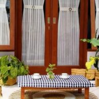 5 Ide Dekorasi Teras Rumah Minimalis. Unik, Estetik, dan Mudah Disontek!