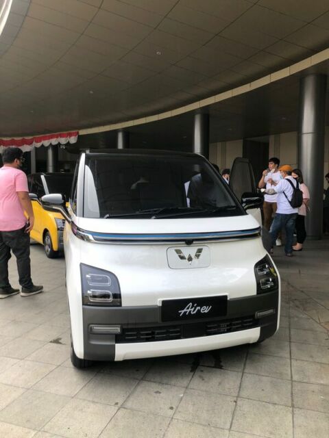 Wuling Air ev at GIIAS 2022