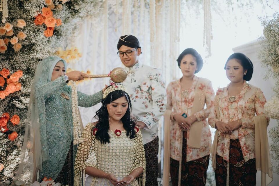 Detail pernikahan Kaesang dan Erina