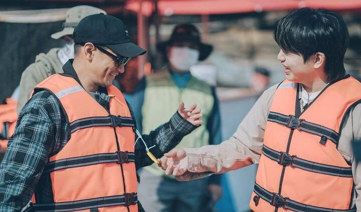 Reaksi Lucu Afgan Cobain Ikan Mentah di Korea Jadi Sorotan Netizen