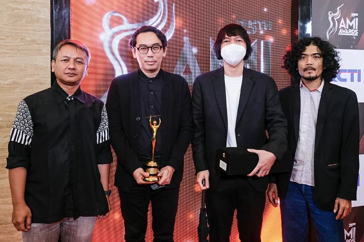 Bertemakan Kritik-Otorik, Efek Rumah Kaca Rilis Album 'Rimpang'