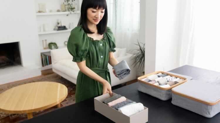 7 Tips Menjalani Hidup Minimalis ala Marie Kondo si Ratu Kerapihan